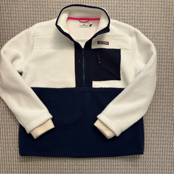 Vineyard Vines Tops - Vineyard Vines White and Blue Fleece Sweatshirt Women’s Large L